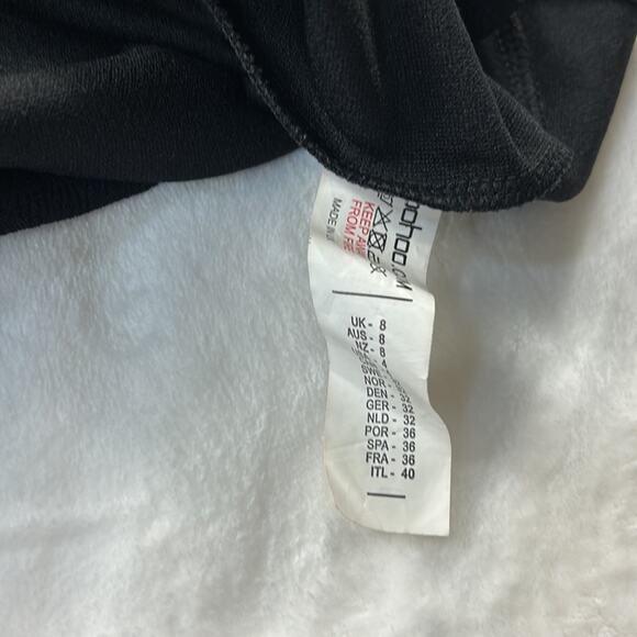 Boohoo Peekaboo mesh fit and flare little black cocktail party dress, size 4 - Picture 7 of 8